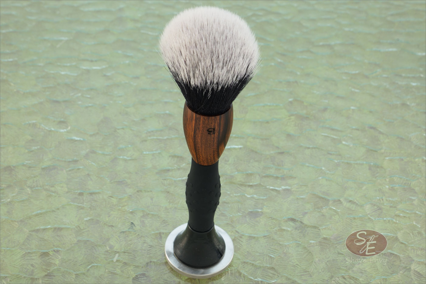 Artisan Shaving Brush with Ironwood and Silicone Grip, Synthetic Fiber (22mm Knot)