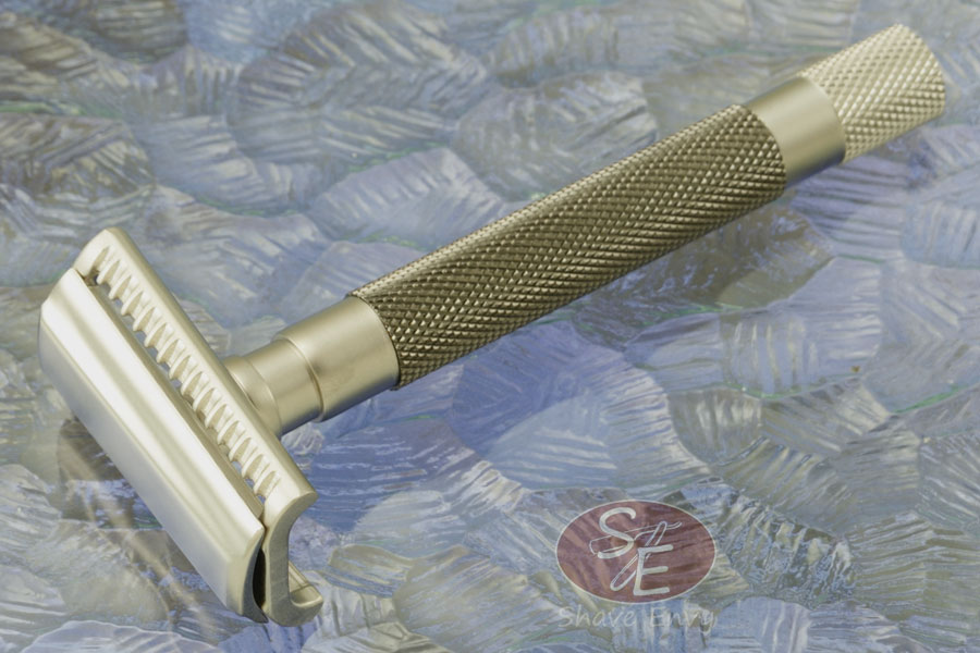 Double Edge Safety Razor - Three Piece Semi Slant - Graphite (55SL-GR)