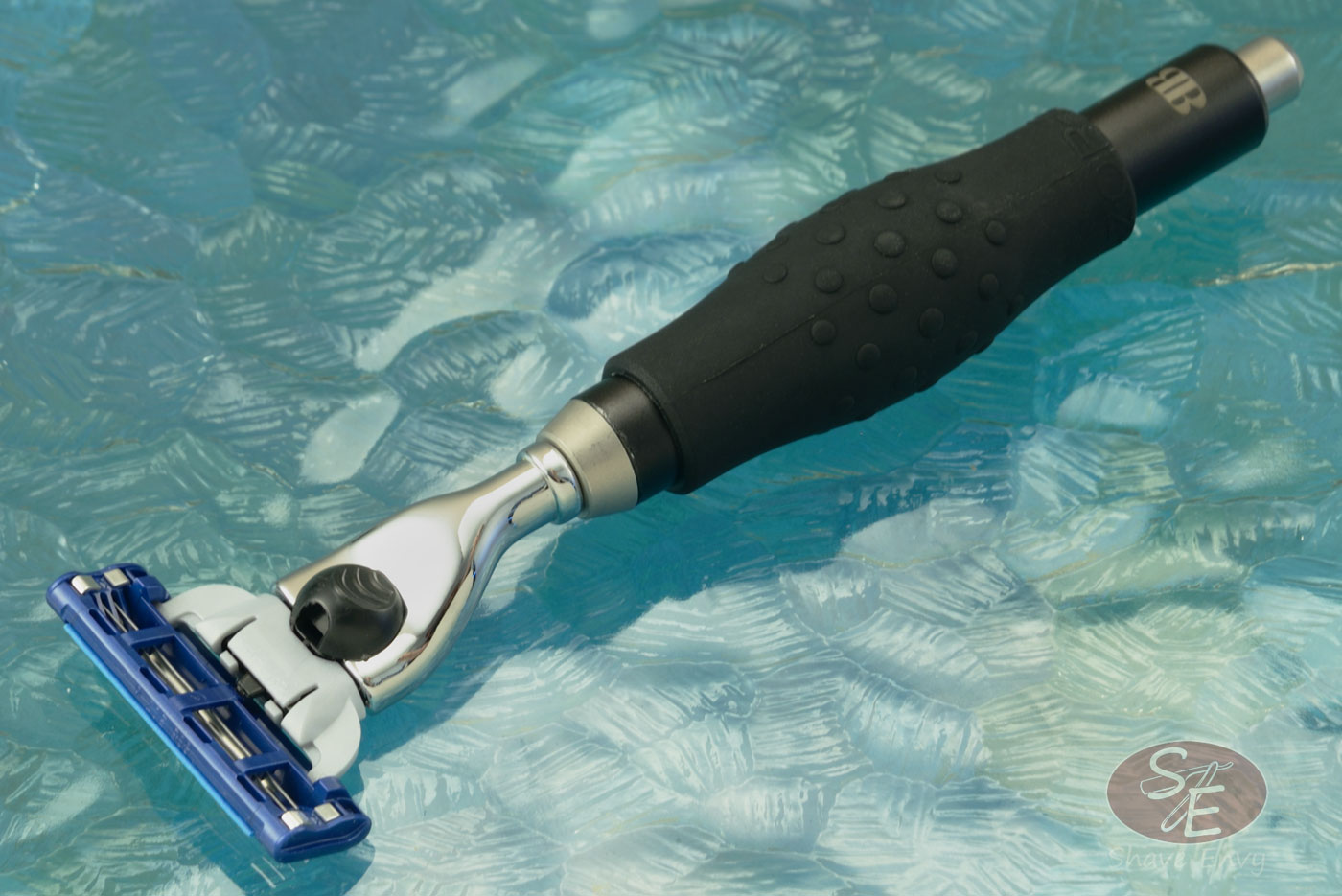 Razor-Grip Gillete Mach 3 Safety Razor - Black Aluminum with Rubber Ruazor-Grip