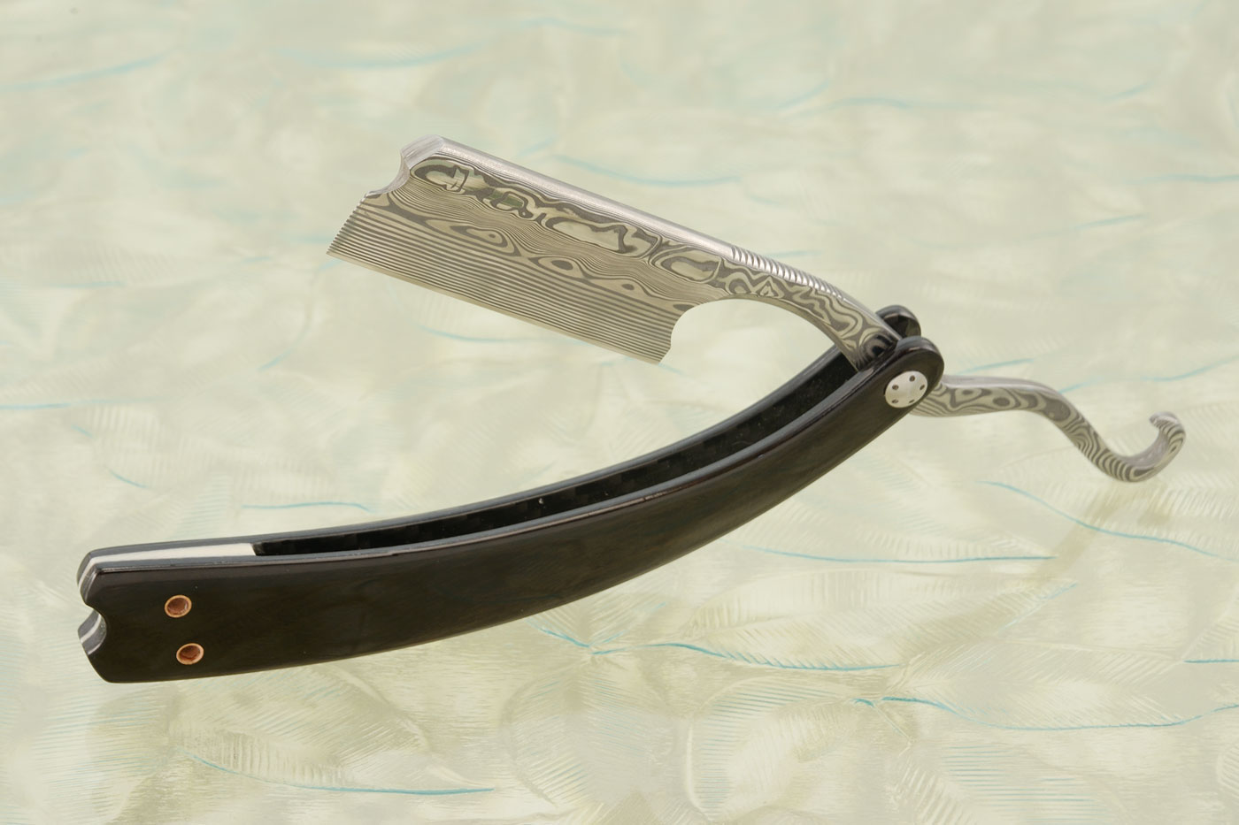 Damascus Straight Razor with African Blackwood