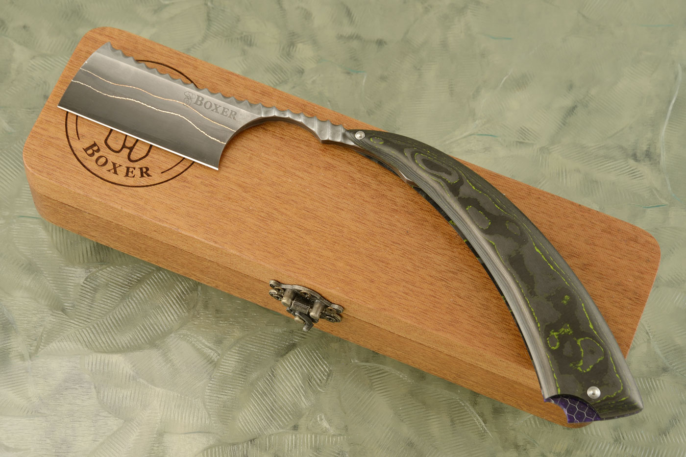 Straight Razor with Green/Black Carbon Fiber (15/16 French Point) - Aogami Super San Mai